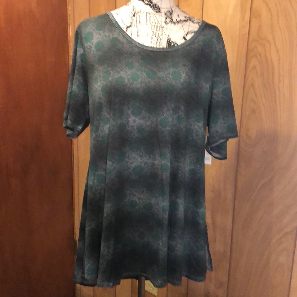 NWT Lularoe Perfect Tee 2XL Green Grey Black